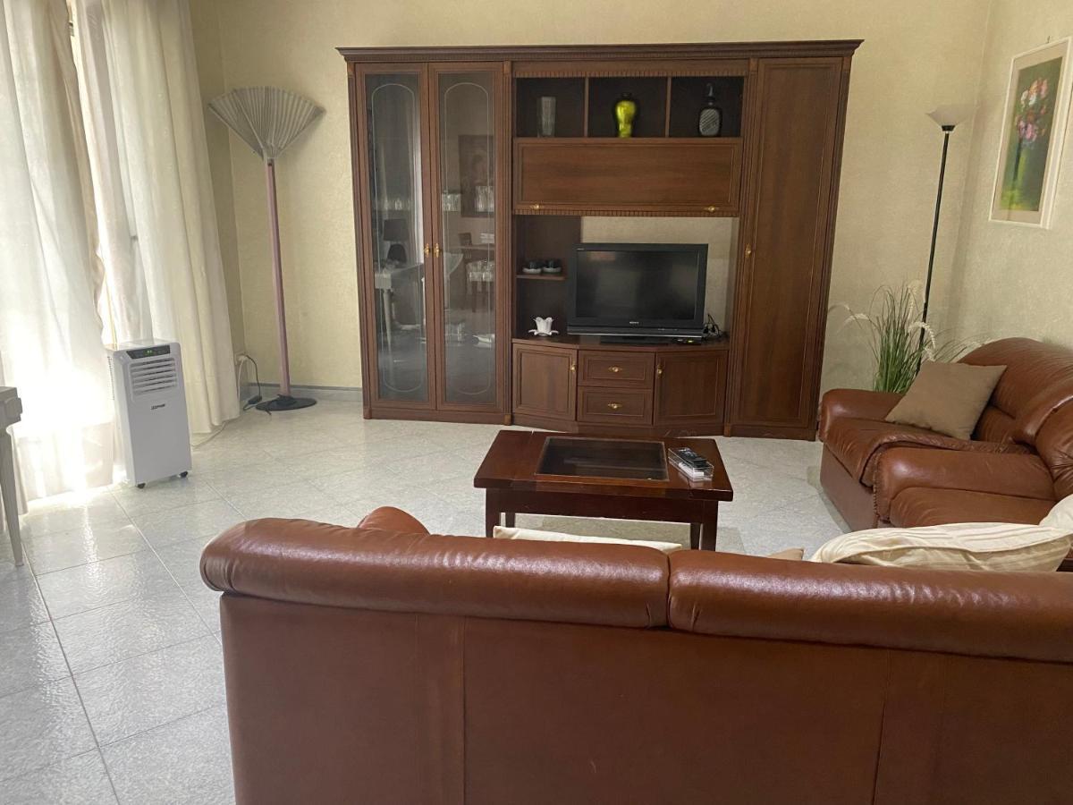 Allegrhouse: Intero Appartamento Brindisi Bagian luar foto